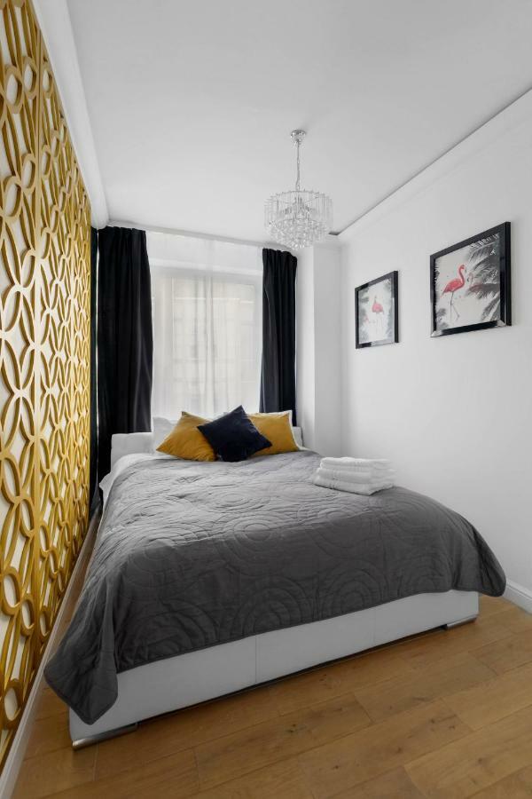 Grand Theatre Prime Apartment Варшава Экстерьер фото